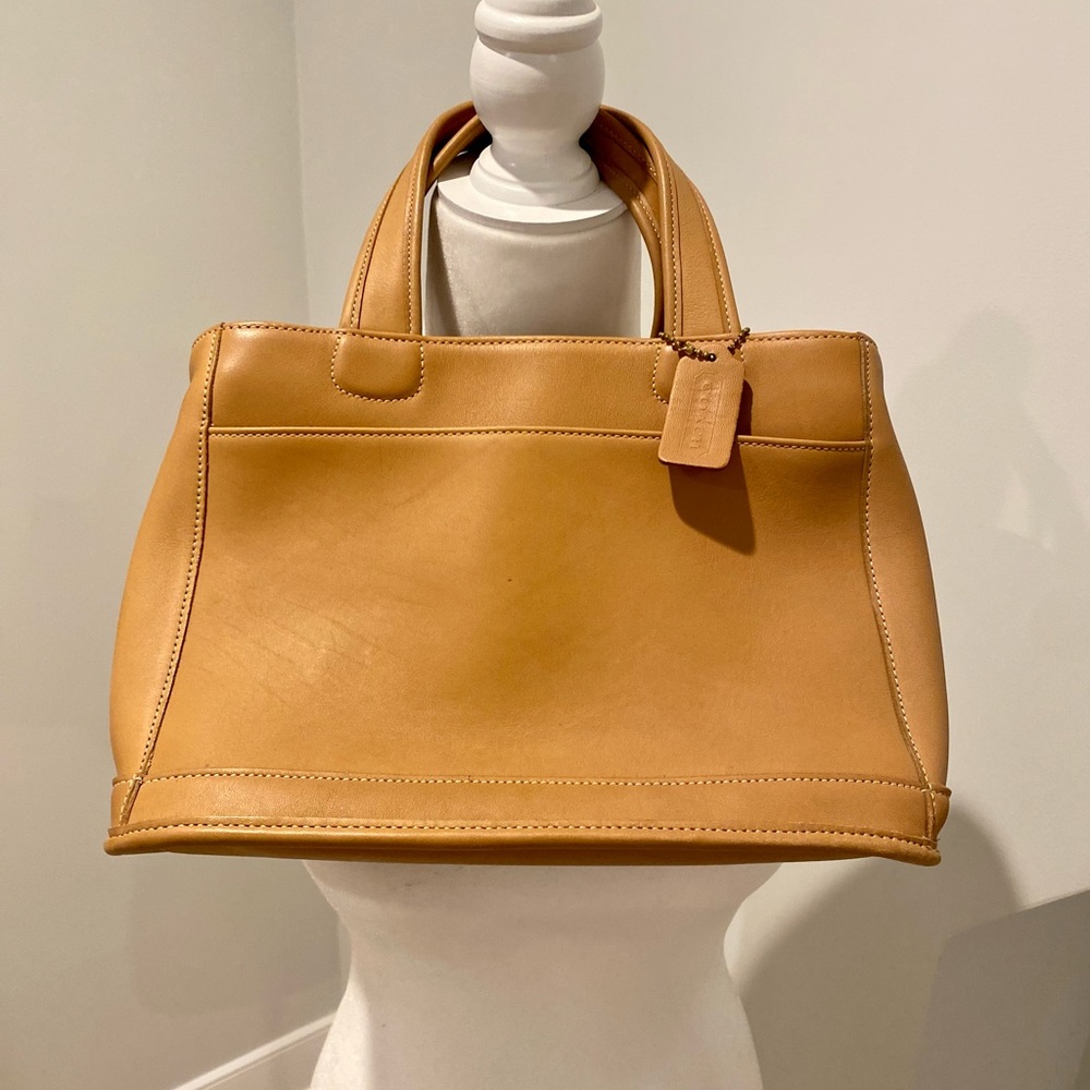 Vintage Coach Bag w/matching wallet